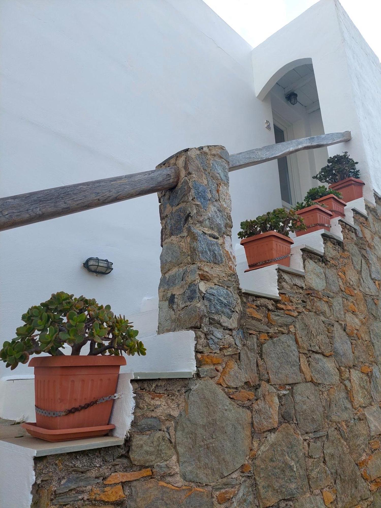 Maroussa'S Apartments Ramos Exterior photo