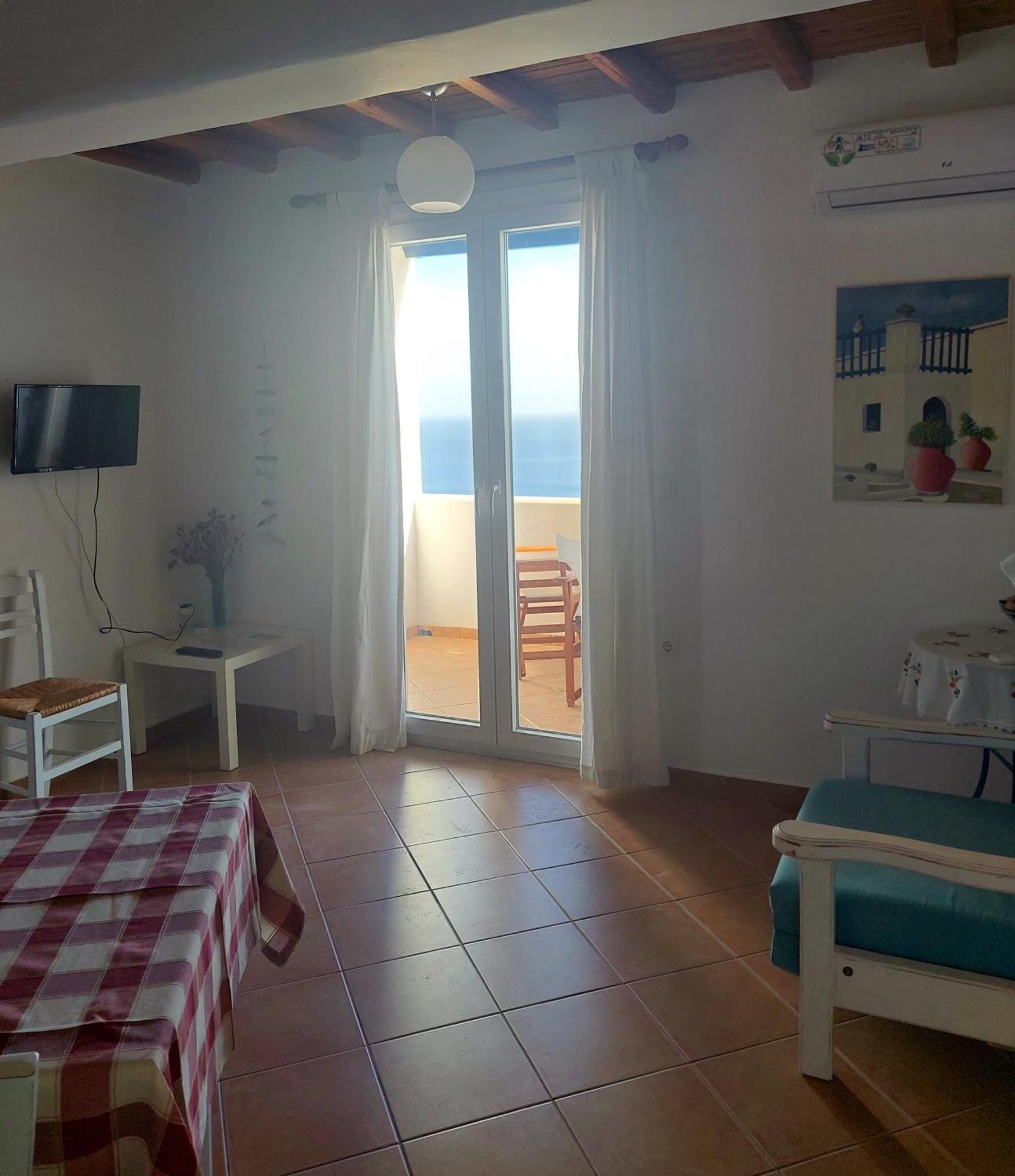 Maroussa'S Apartments Ramos Exterior photo